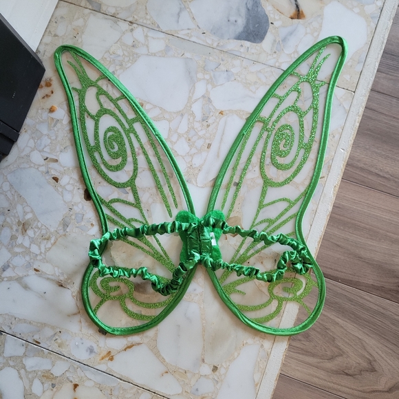 Tinkerbell Dress & Wings - Picture 9 of 10